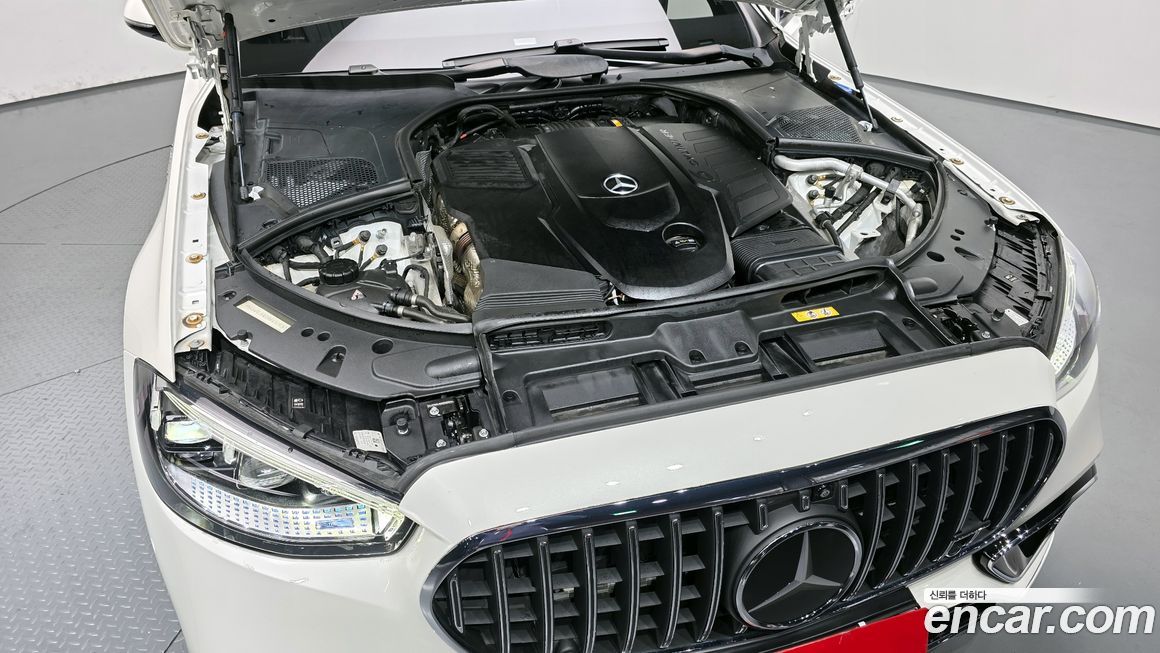 Mercedes-Benz S-Class 2021