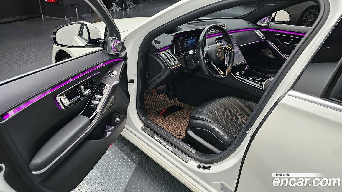 Mercedes-Benz S-Class 2021