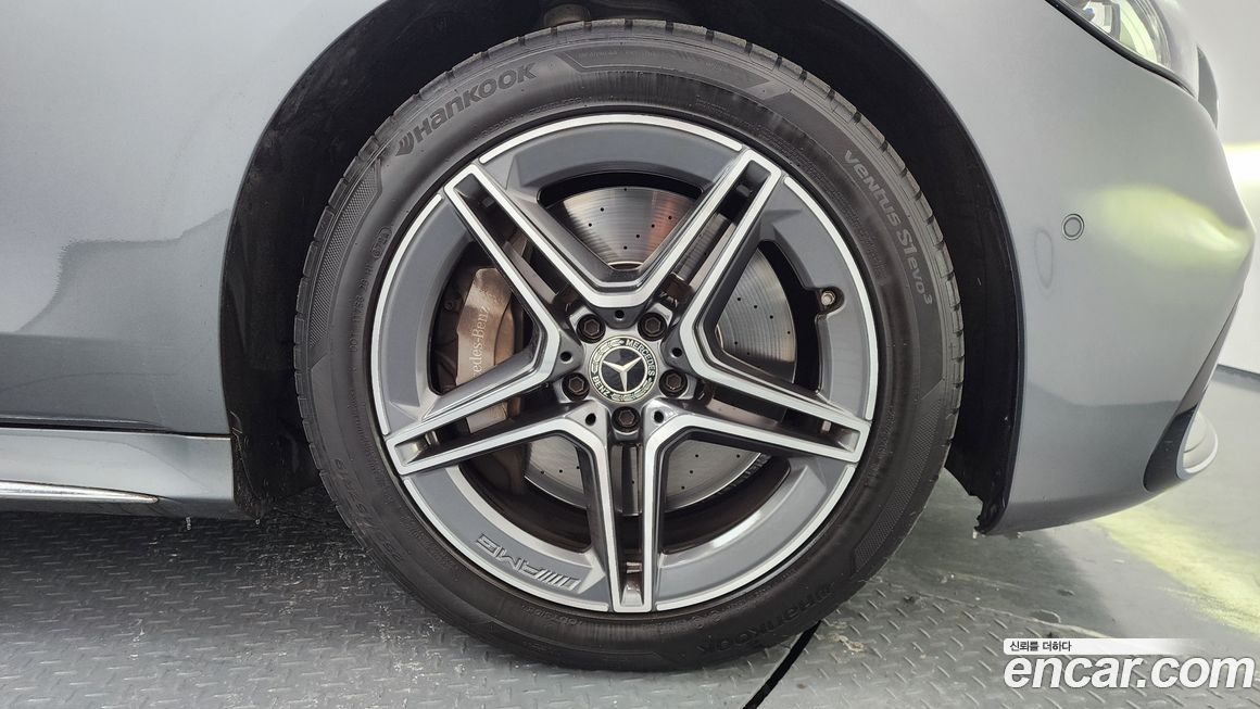 Mercedes-Benz S-Class 2022