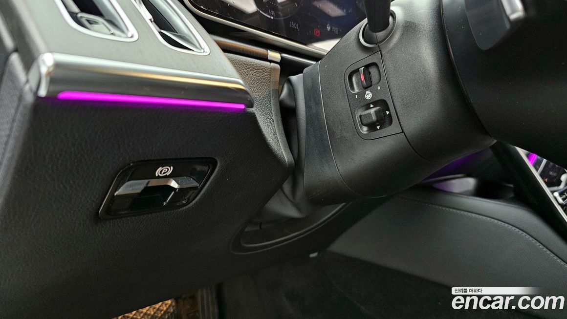 Mercedes-Benz S-Class 2021