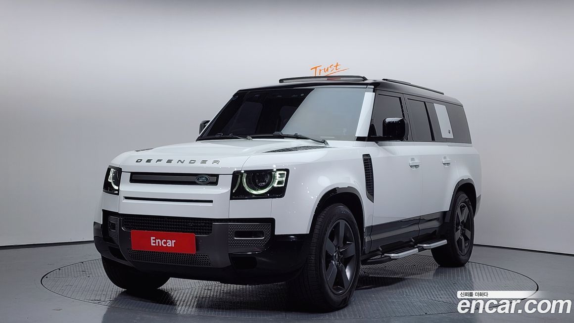 Land Rover Defender 2023