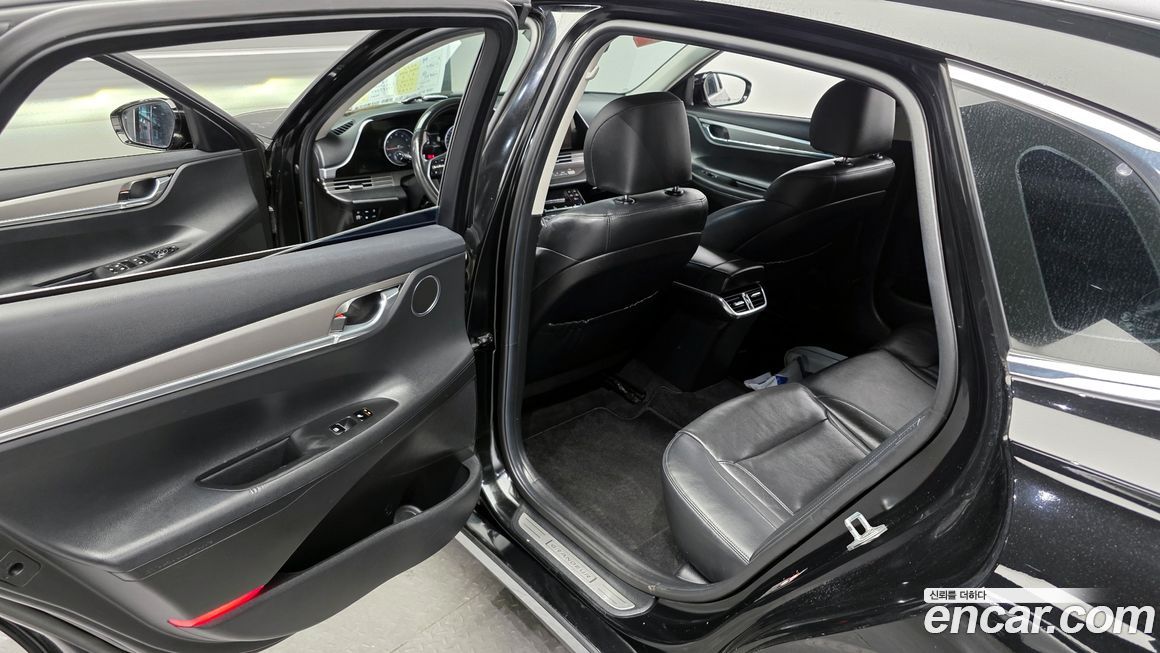 Hyundai Grandeur 2020