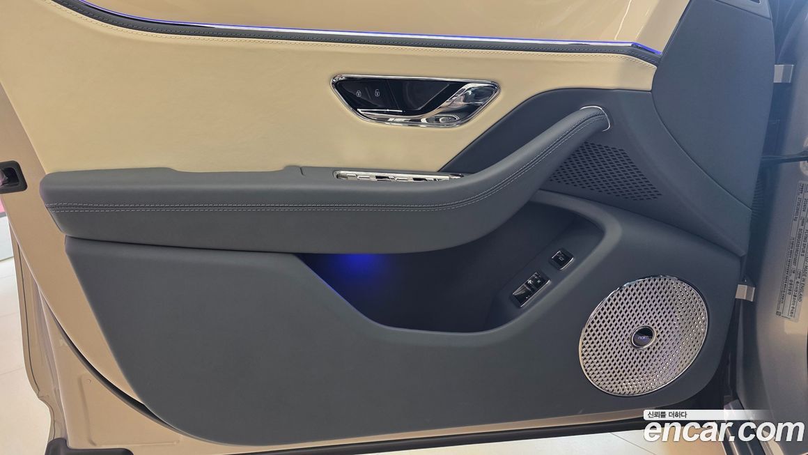 Bentley Flying Spur 2024