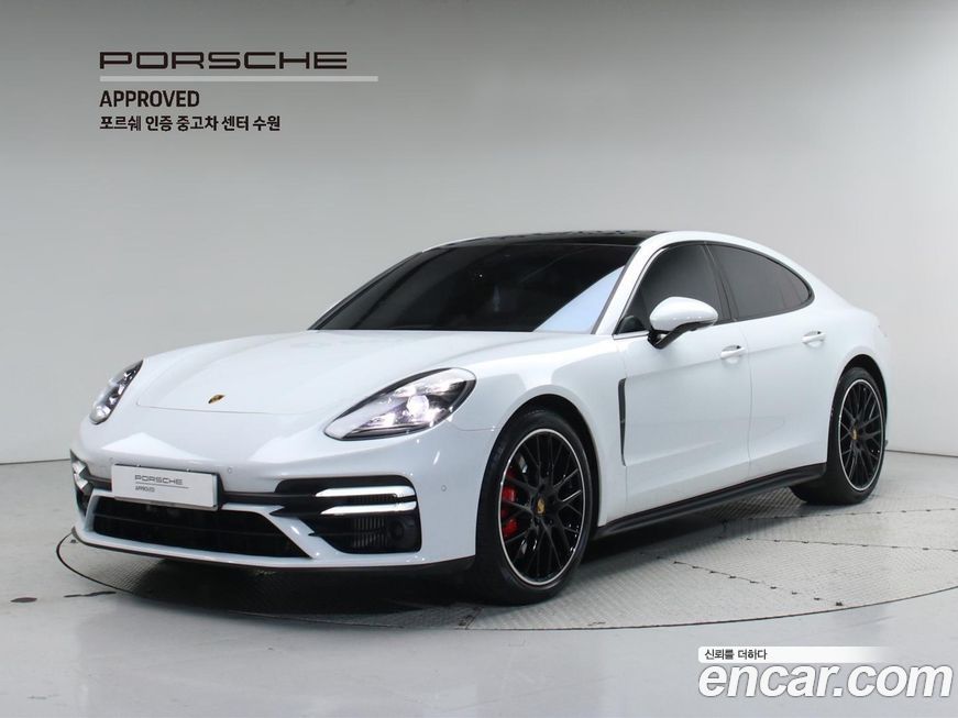 Porsche Panamera 2023