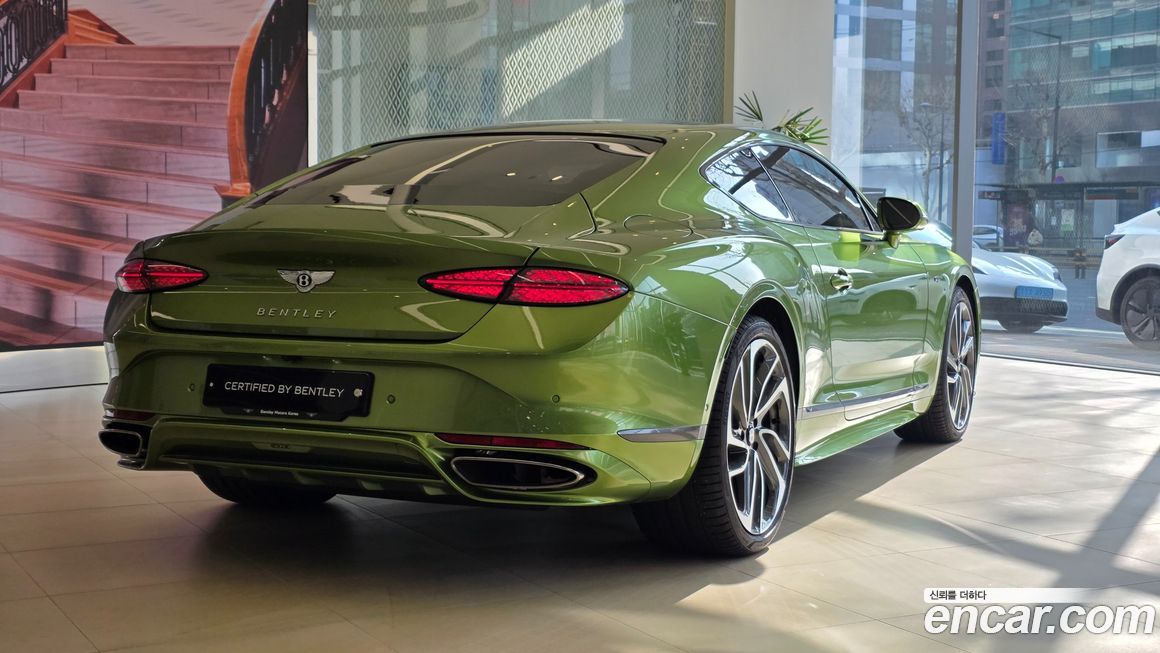 Bentley Continental 2025