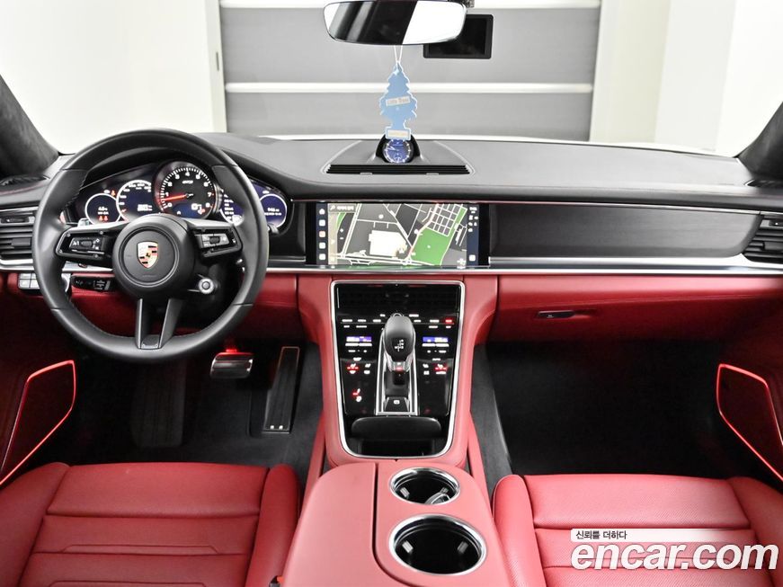 Porsche Panamera 2023