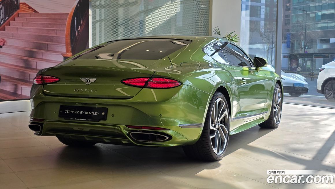 Bentley Continental 2025