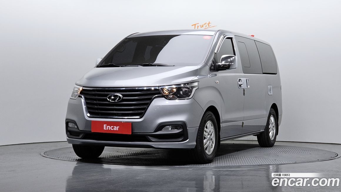 Hyundai Starex 2019