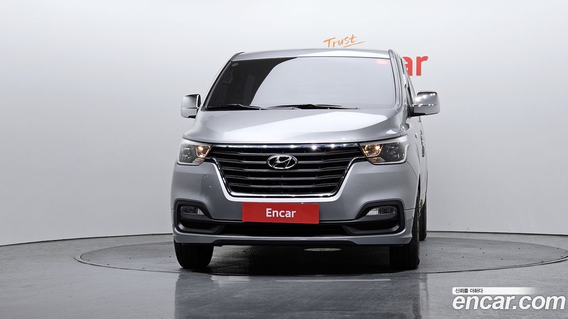 Hyundai Starex 2019
