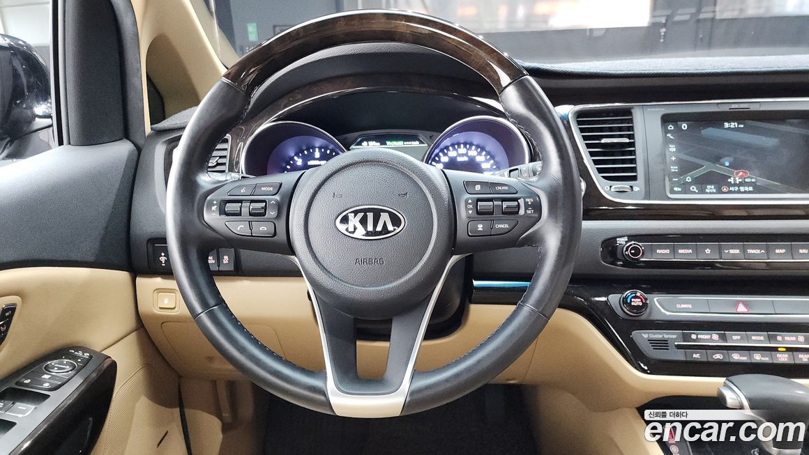 Kia Canival 2020