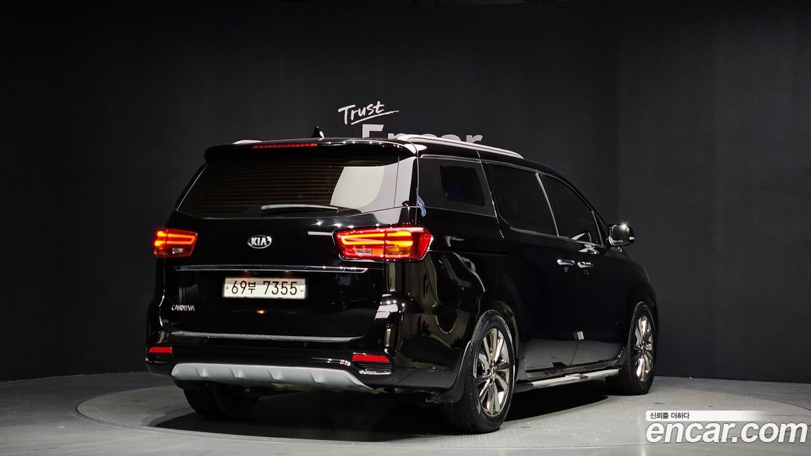 Kia Canival 2019