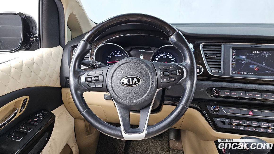 Kia Canival 2019