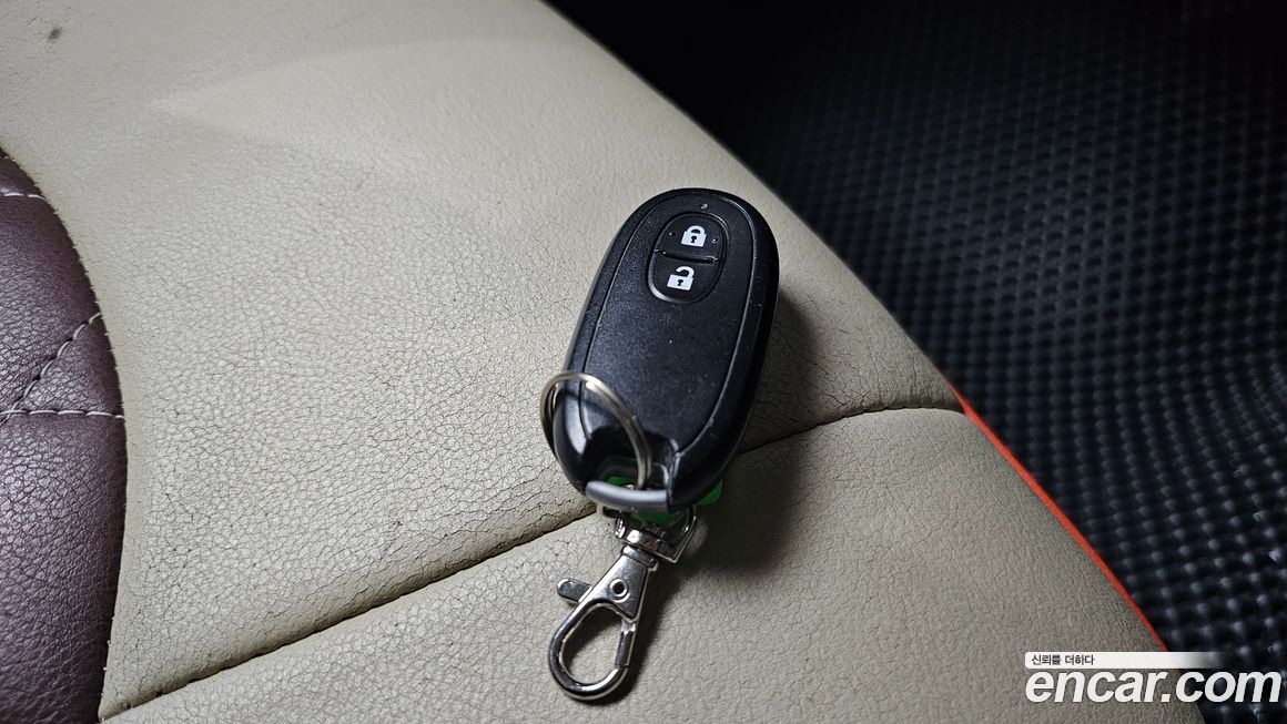 Suzuki Alto Lapin 2012