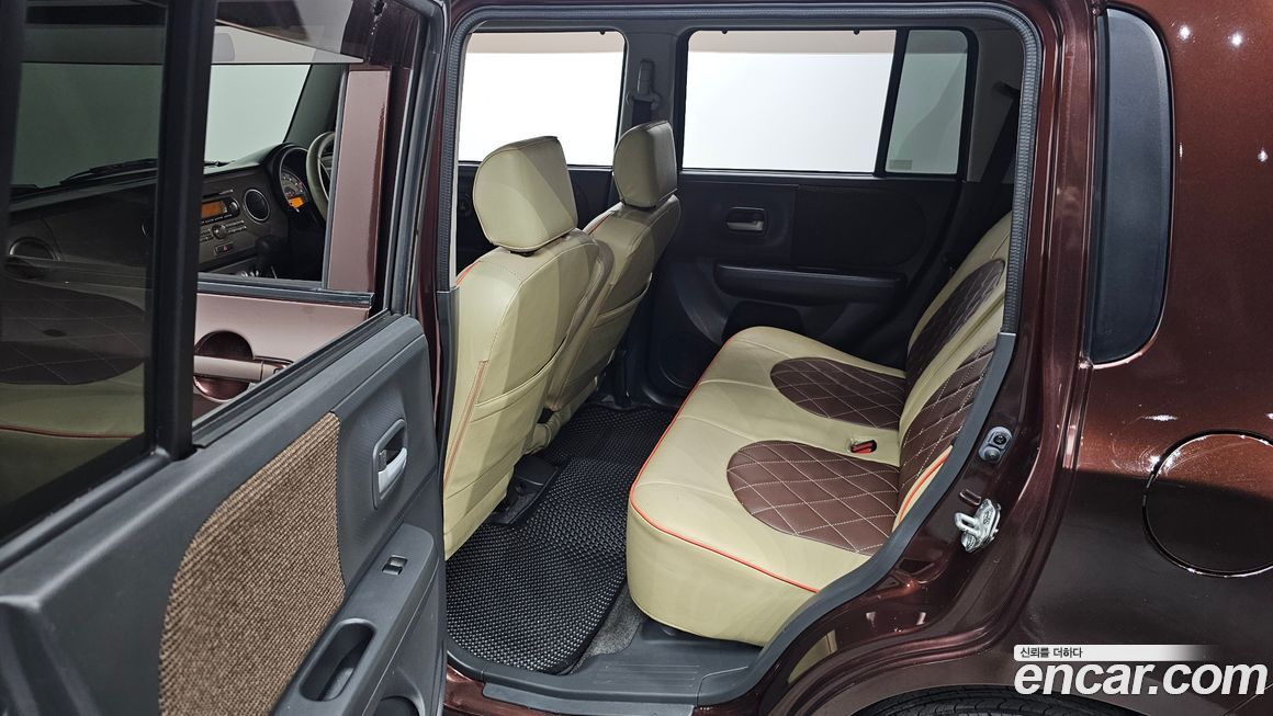 Suzuki Alto Lapin 2012