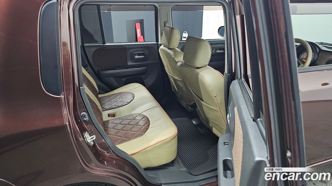 Suzuki Alto Lapin 2012