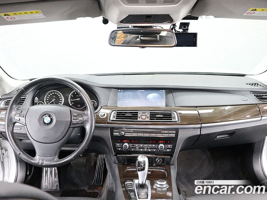 BMW 7-Series 2009