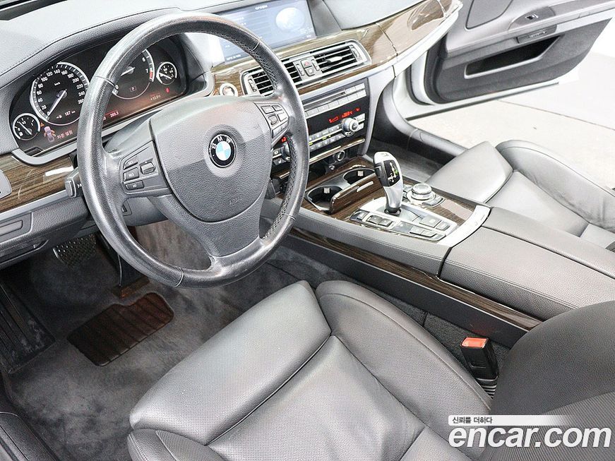 BMW 7-Series 2009