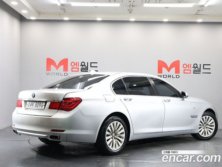 BMW 7-Series 2009