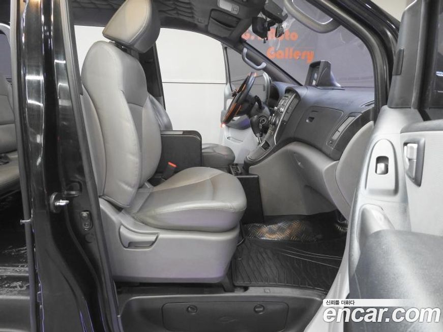 Hyundai Starex 2016
