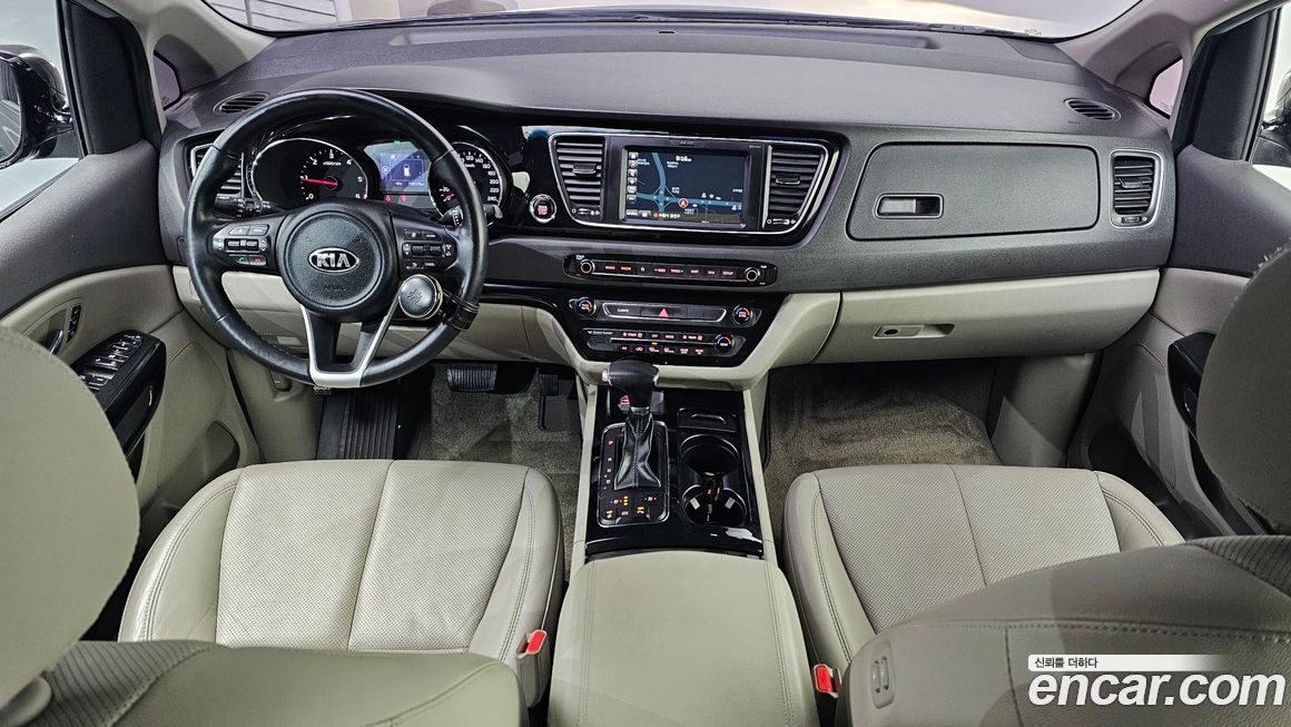 Kia Canival 2018