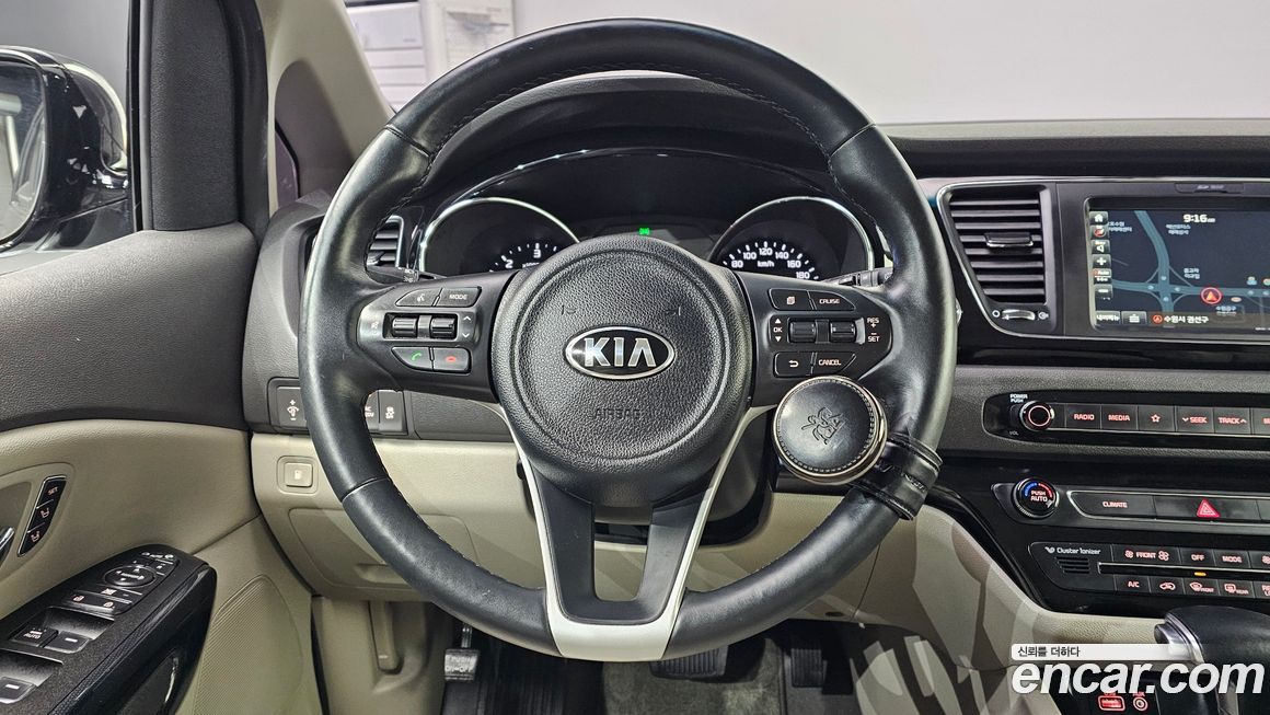 Kia Canival 2018