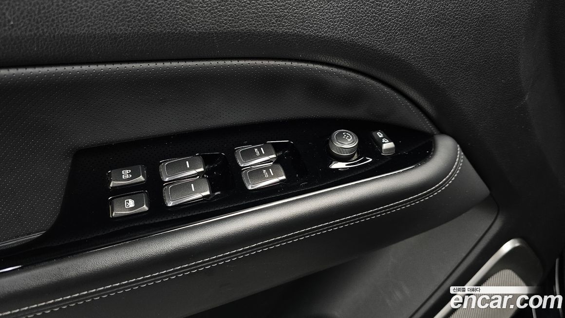 KG_Mobility_Ssangyong Rexton 2019