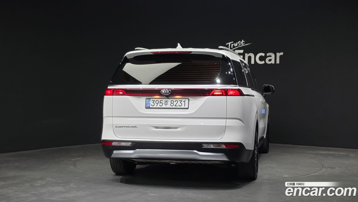 Kia Canival 2021