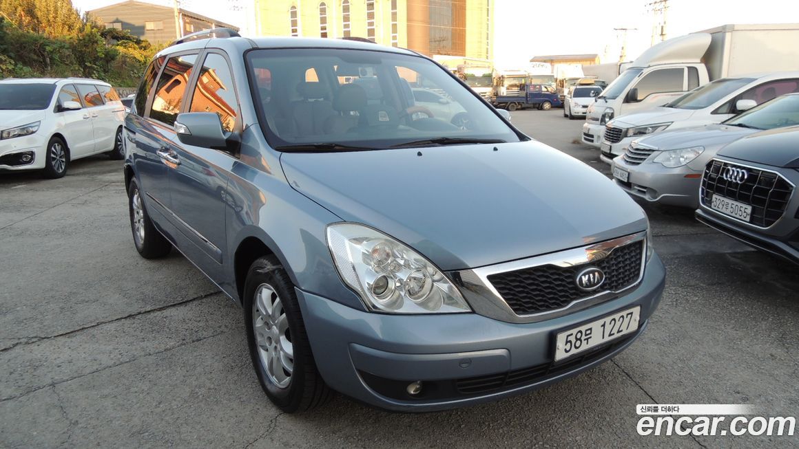 Kia Canival 2012