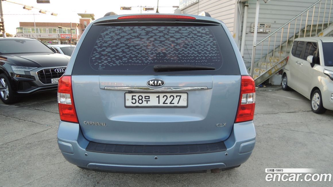 Kia Canival 2012
