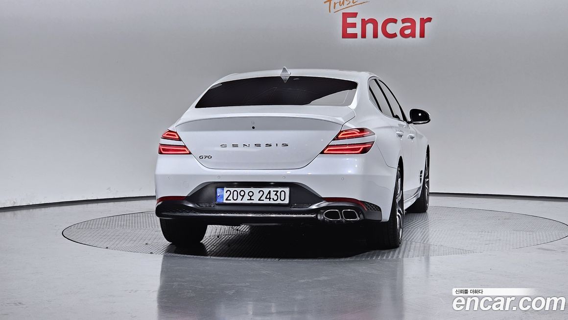 Genesis G70 2022