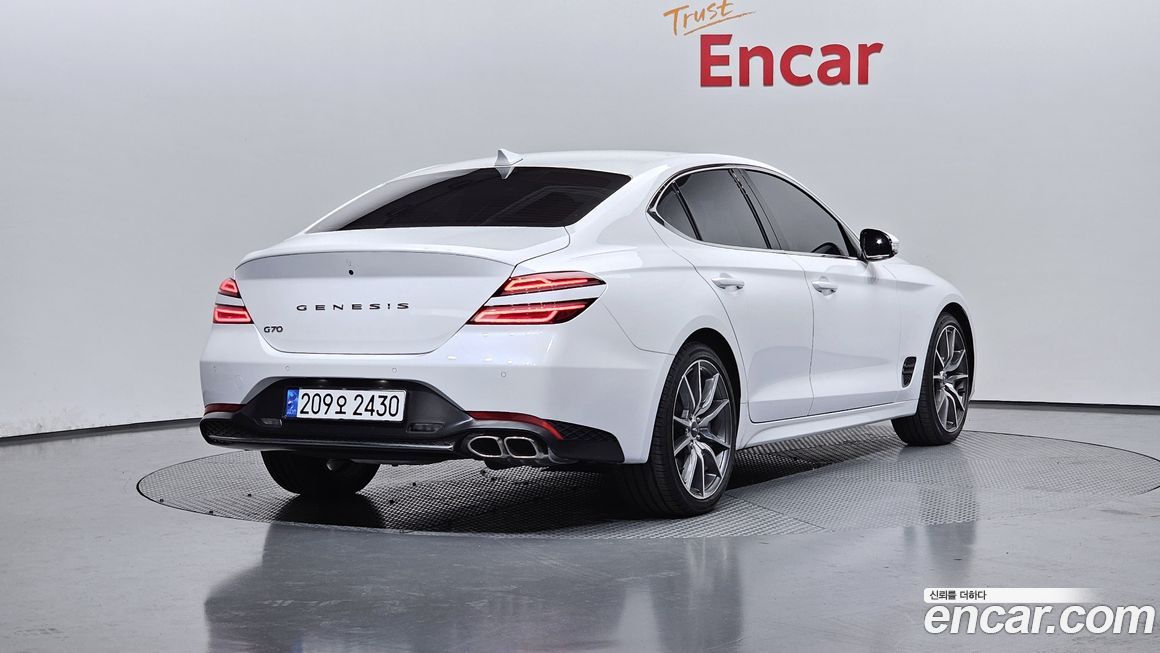 Genesis G70 2022