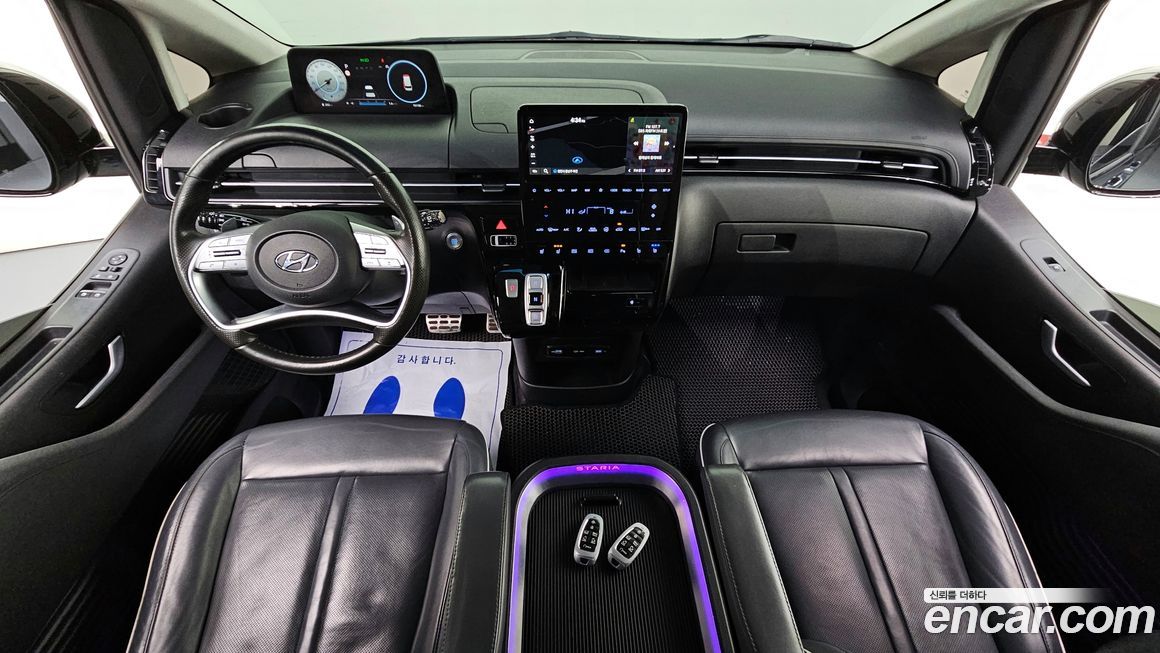 Hyundai Staria 2022