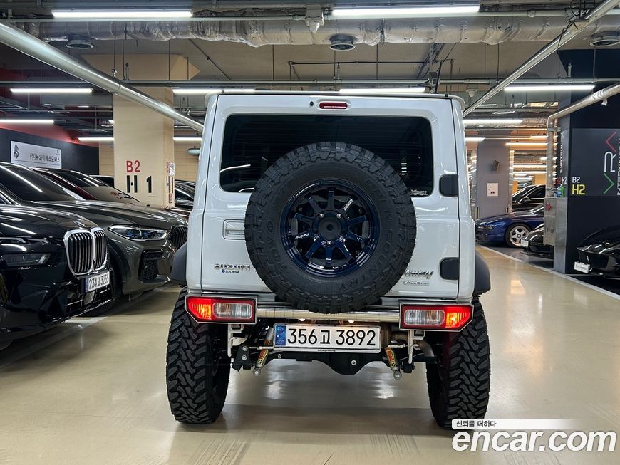 Suzuki Jimny 2023