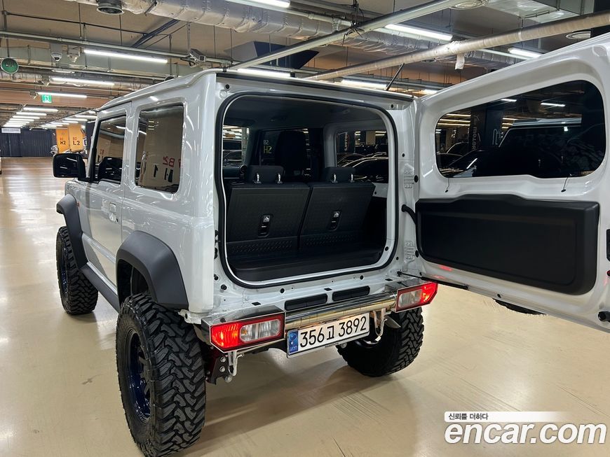 Suzuki Jimny 2023
