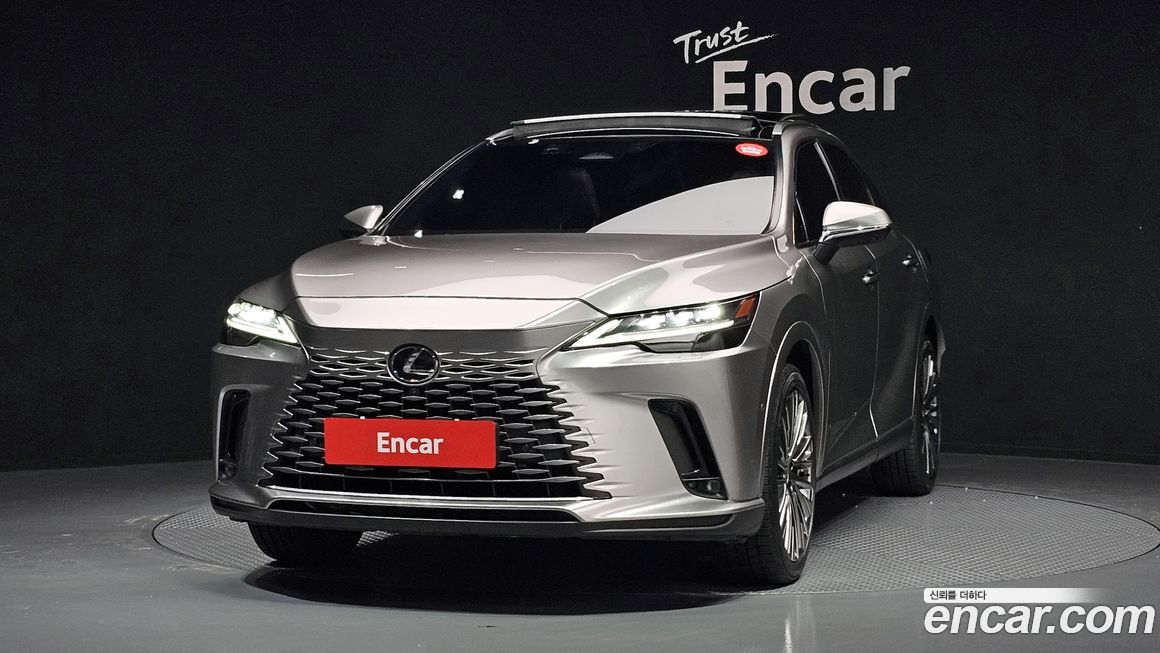 Lexus RX 2023