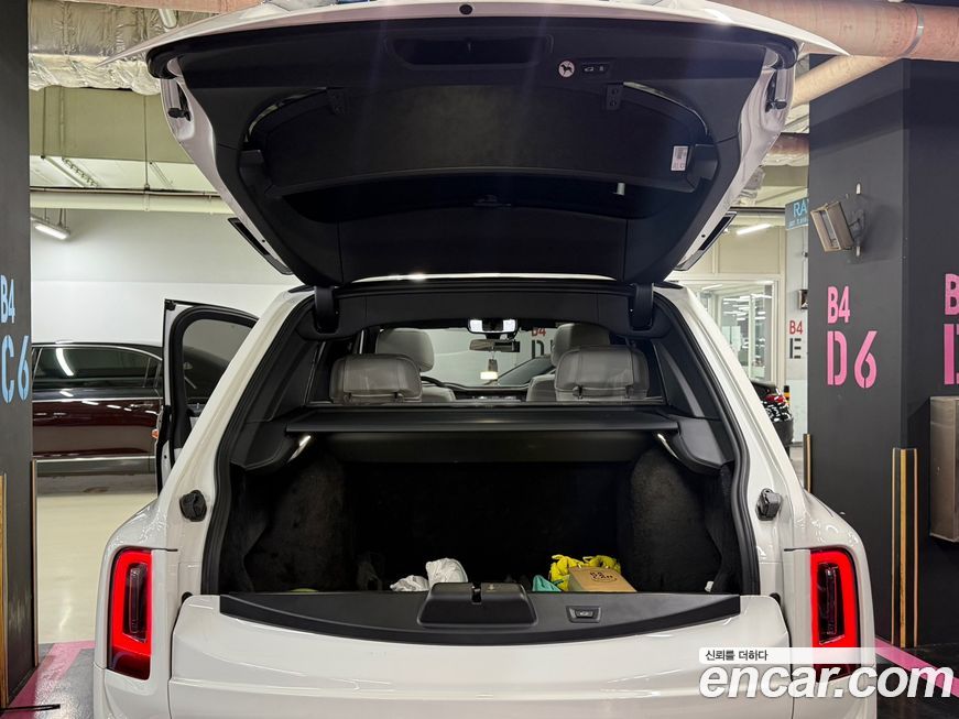 Rolls-Royce Cullinan 2022