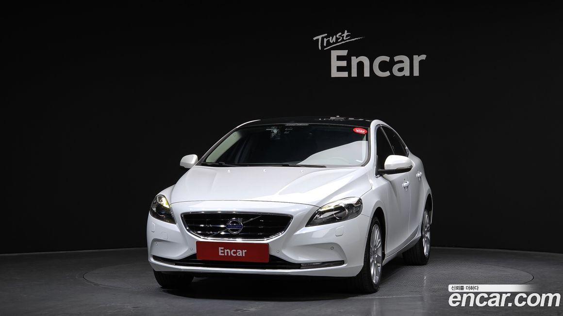 Volvo V40 2016