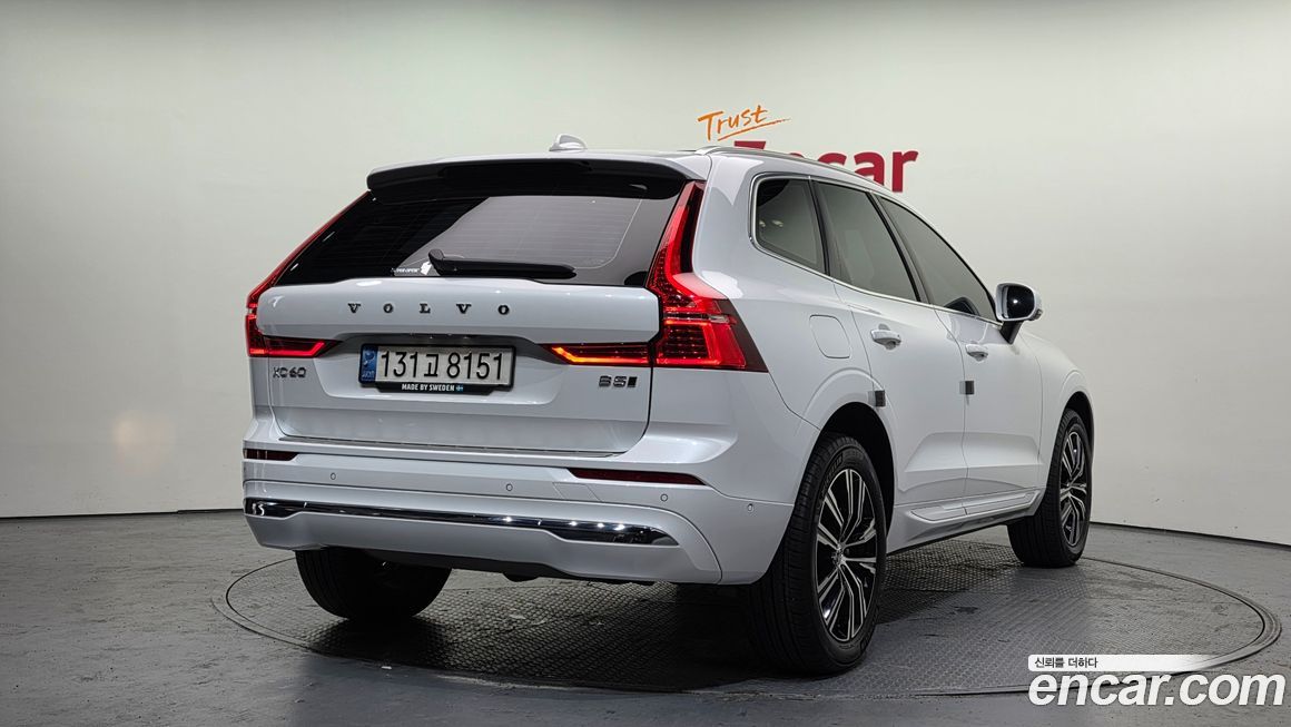 Volvo XC60 2022