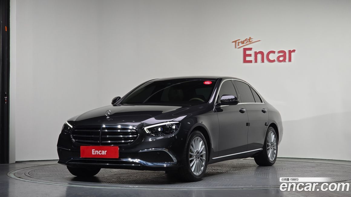 Mercedes-Benz E-Class 2021