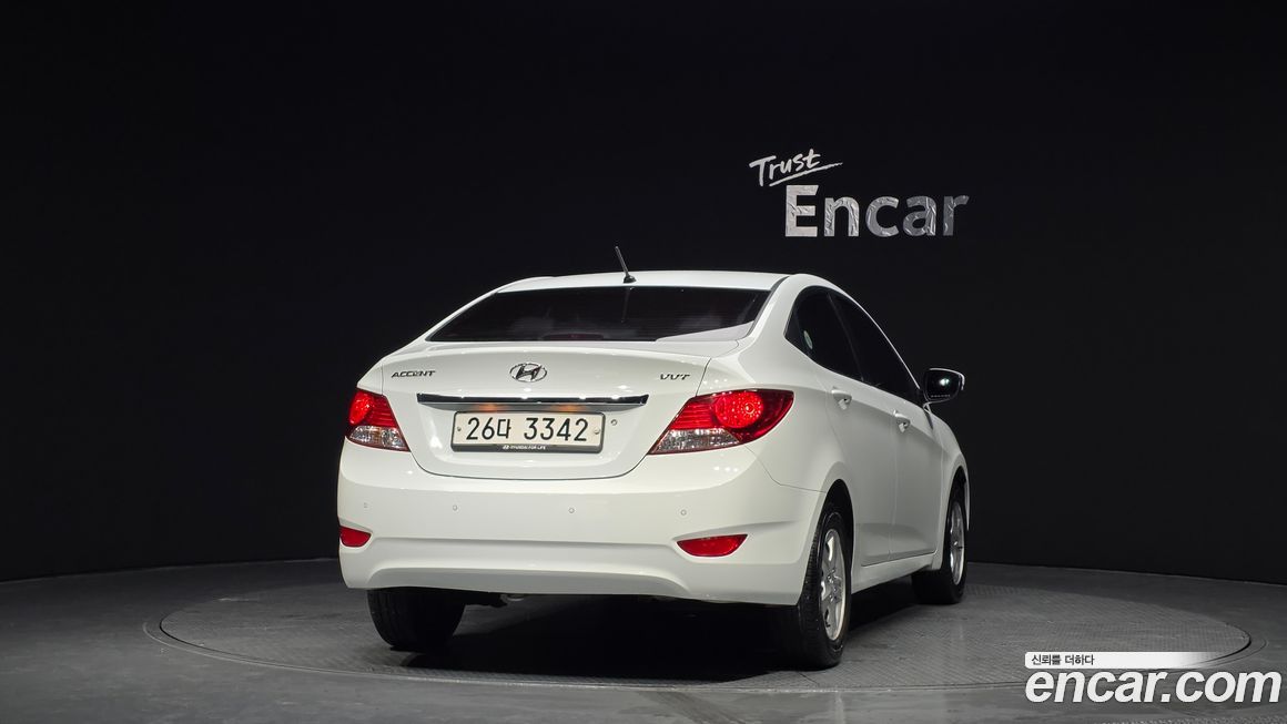 Hyundai Accent 2011