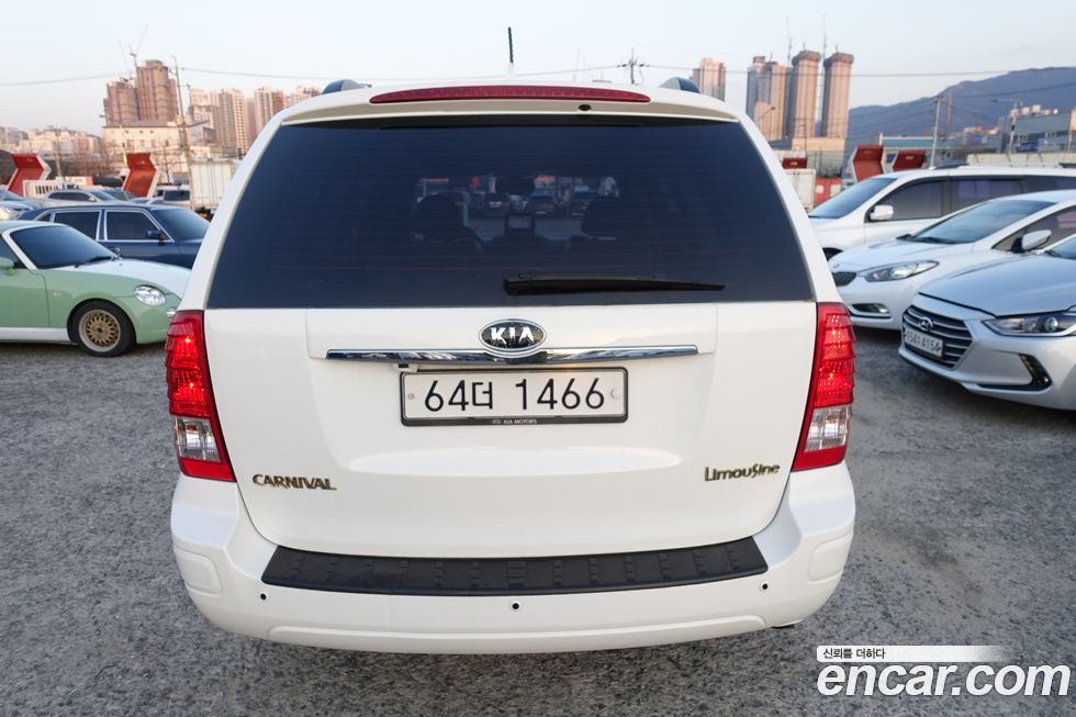 Kia Canival 2012