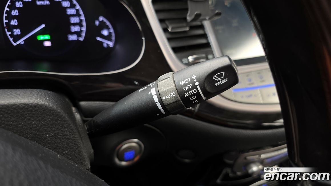 Hyundai Genesis 2014