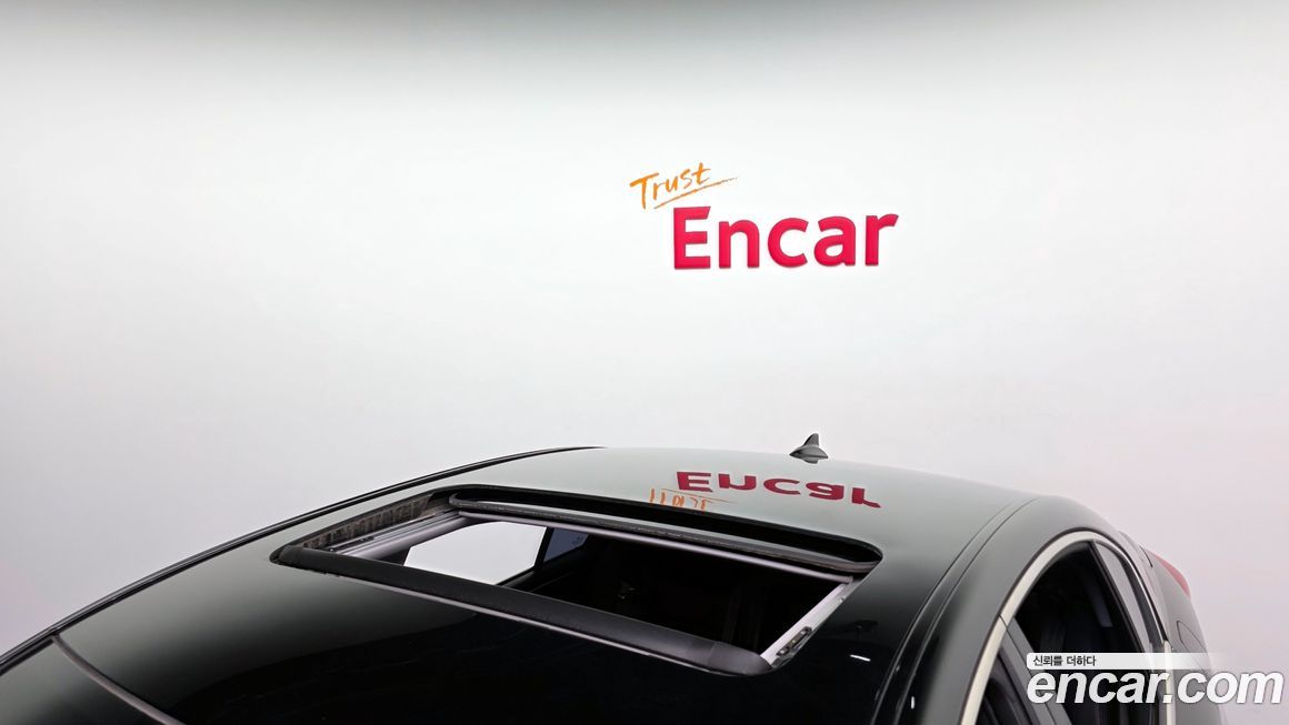 Hyundai Genesis 2014