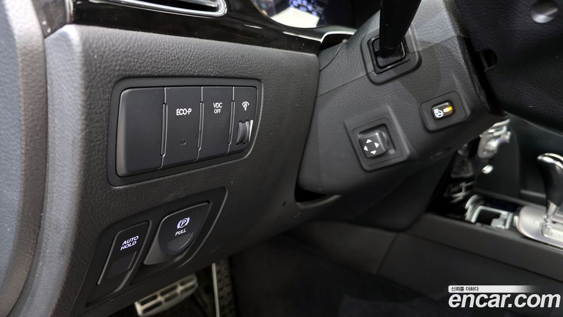 Hyundai Genesis 2014
