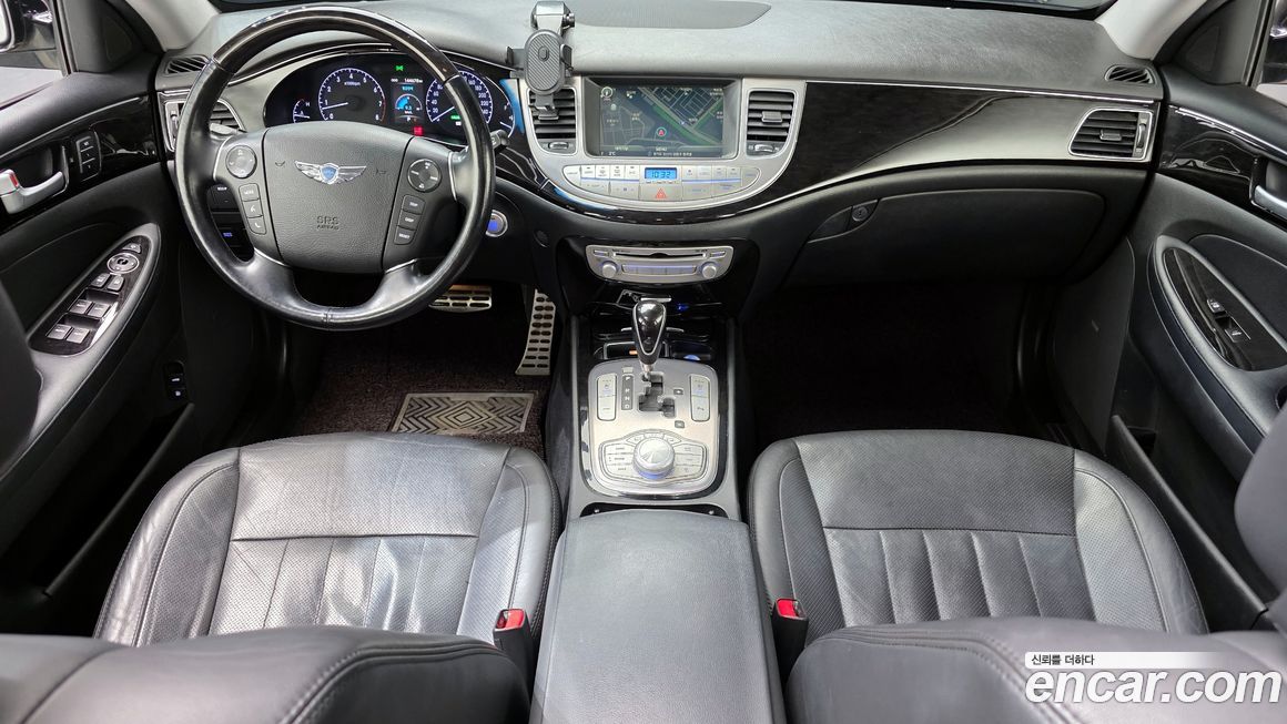 Hyundai Genesis 2014