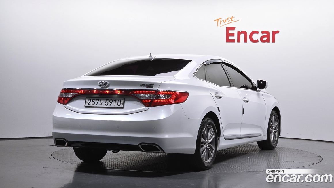 Hyundai Grandeur 2016