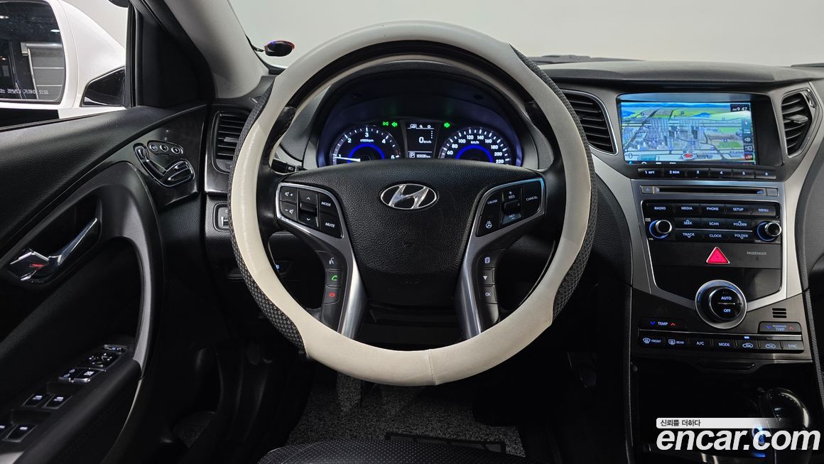 Hyundai Grandeur 2016