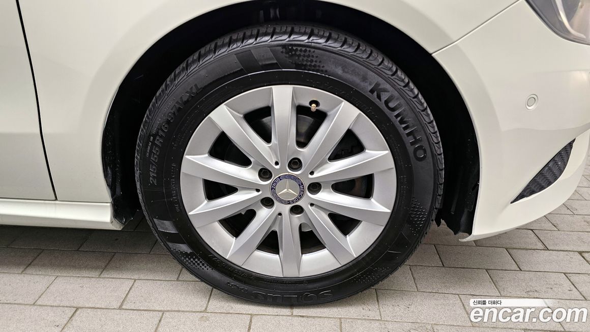 Mercedes-Benz A-Class 2014