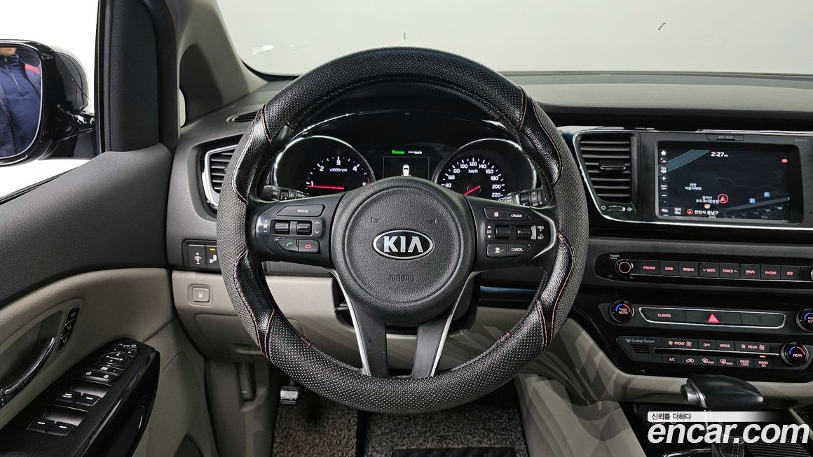 Kia Canival 2017