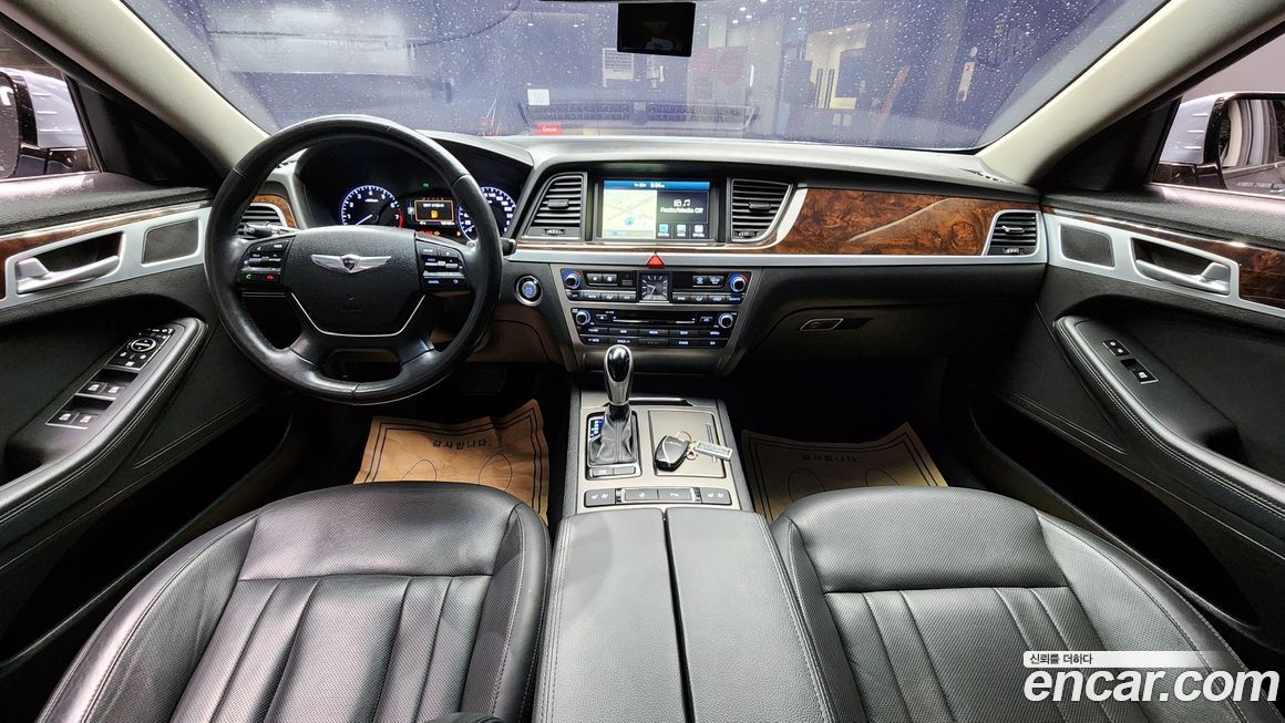 Hyundai Genesis 2014